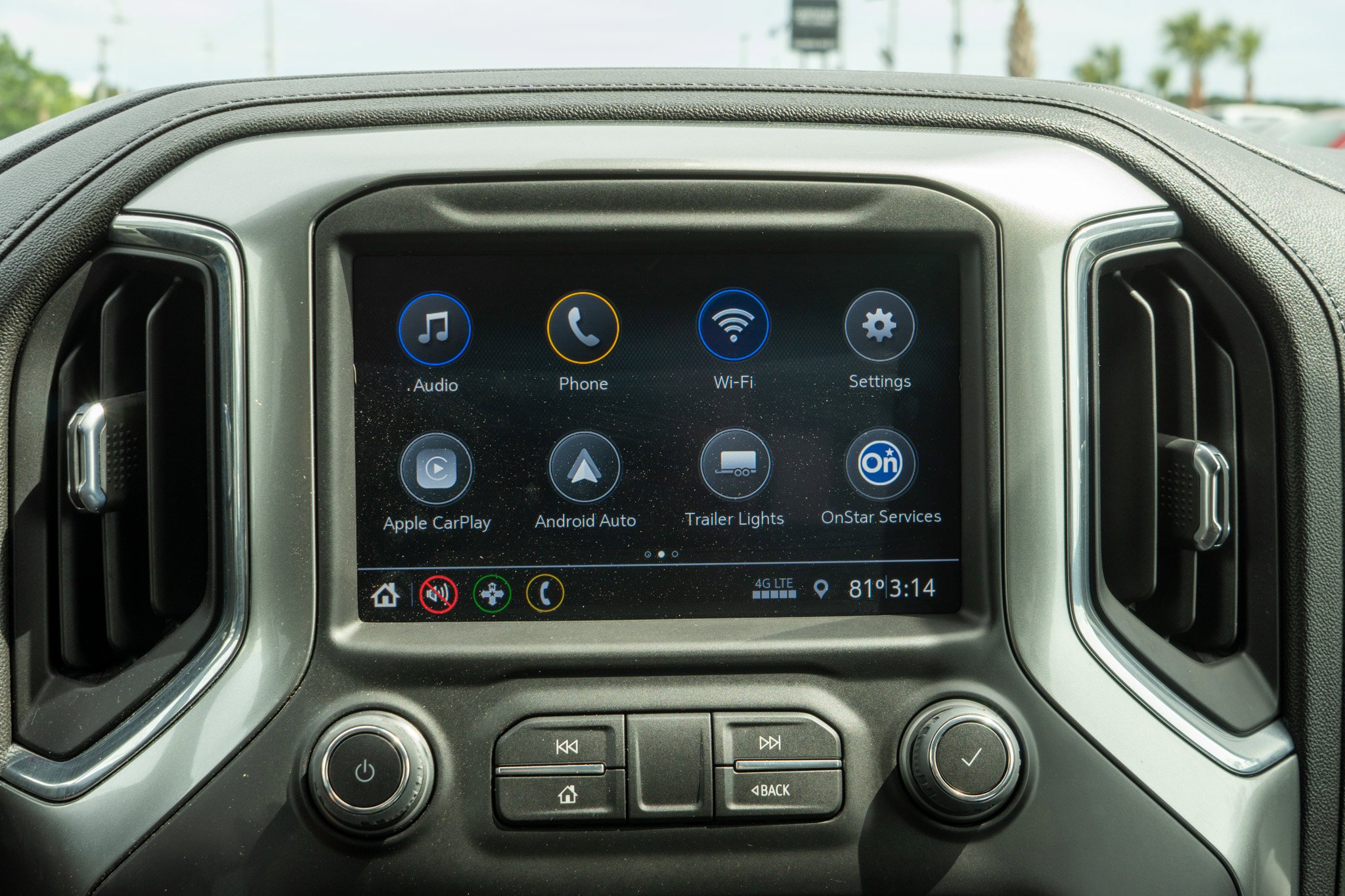 Used 2022 Shadow Gray Metallic Chevrolet LT image 17