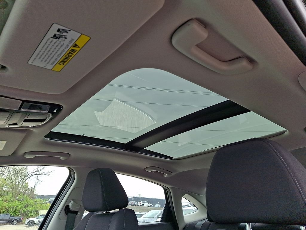 Used 2023 Black Hyundai SEL image 14