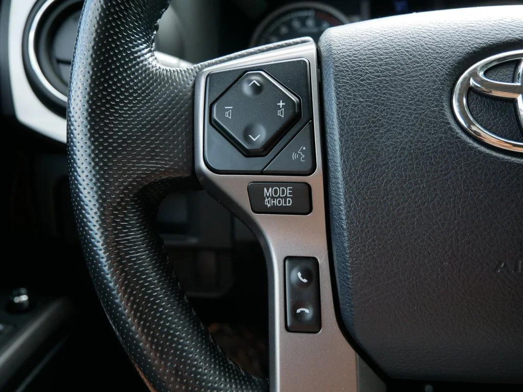 2016 Toyota Tacoma SR5 - Photo 18