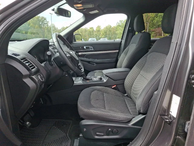 Used 2019 Gray Ford XLT image 14