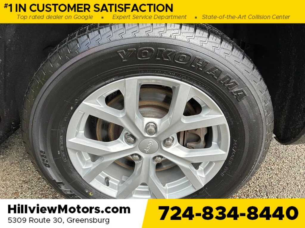 Certified Used 2023 Midnight Jeep Limited image 13