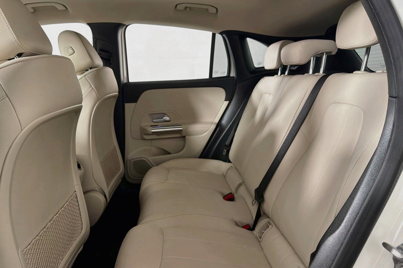 Used 2023 Polar White Mercedes-Benz 250 image 8