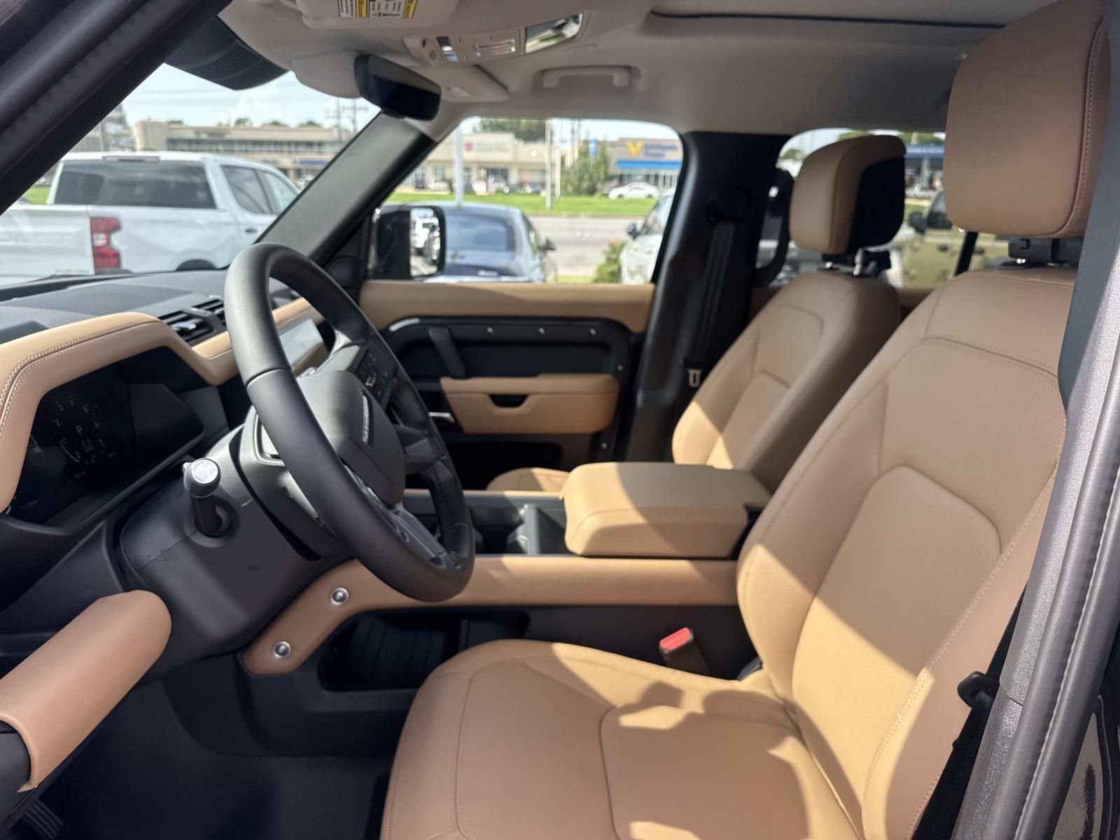 New 2026 Carpathian Grey Land Rover X-Dynamic SE image 10
