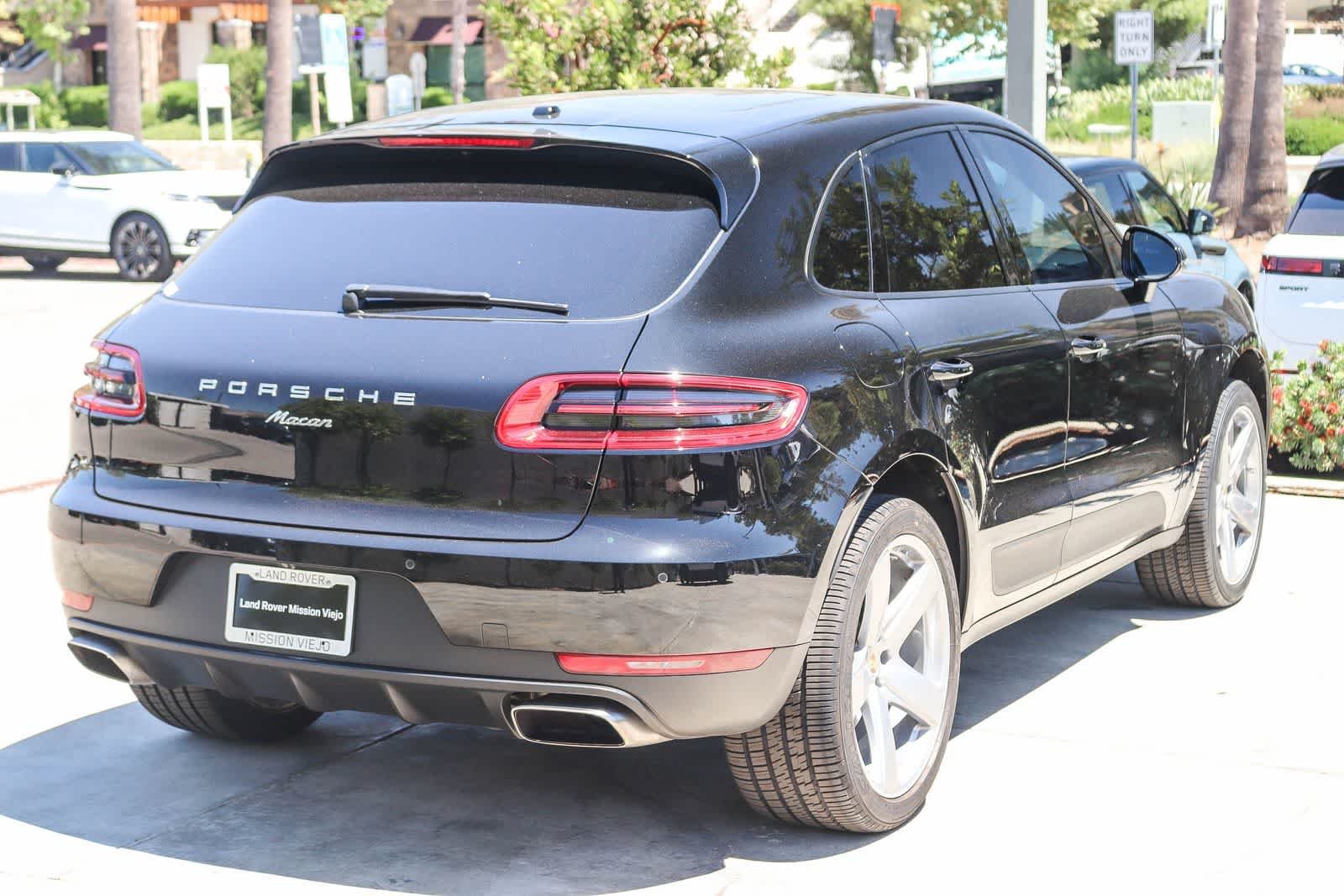 Used 2018 Black Porsche  image 5