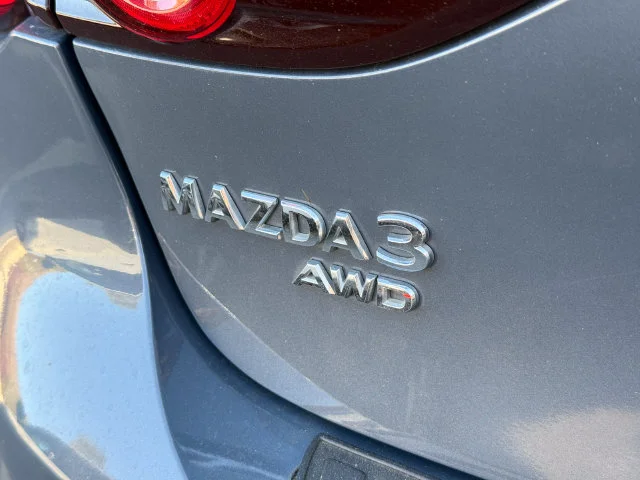 Certified Used 2024 Polymetal Gray Metallic Mazda 2.5 S Carbon Edition image 4