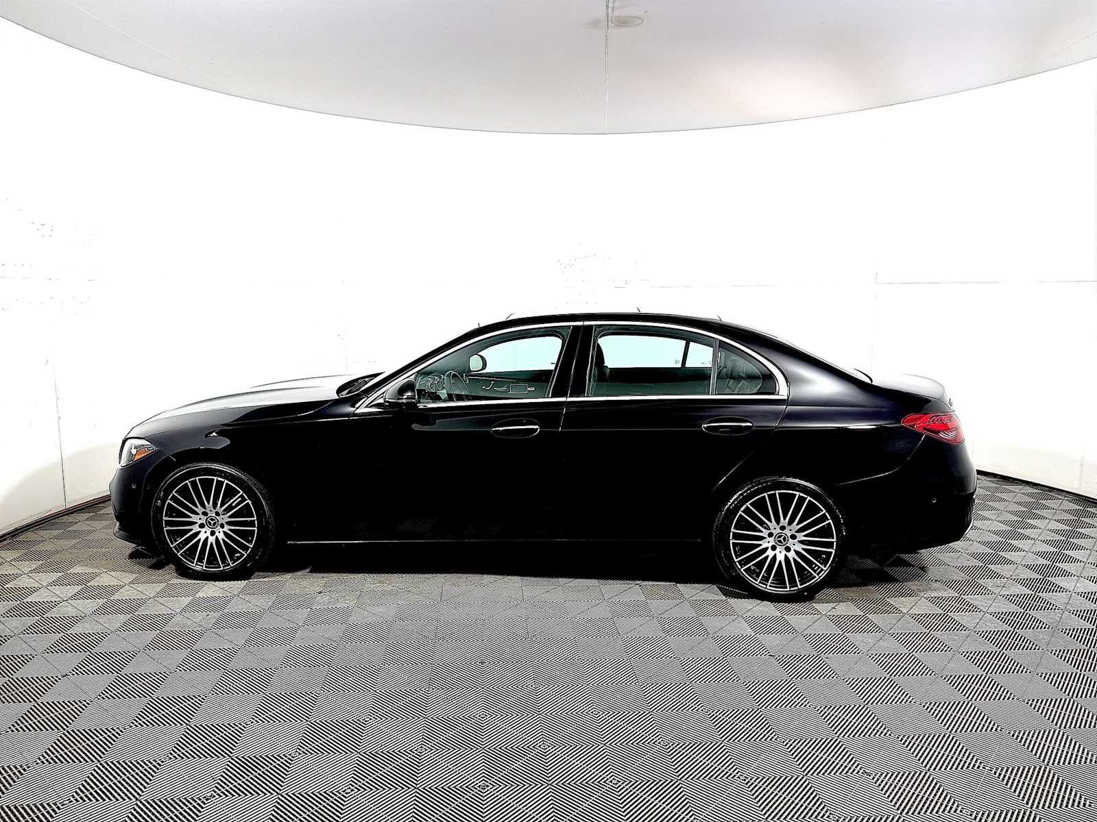Used 2022 BK Mercedes-Benz C 300 image 4