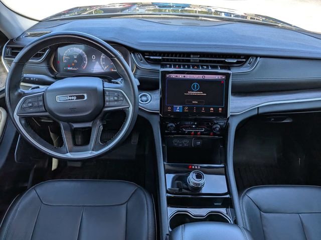 Used 2022 Gray Jeep Limited image 15