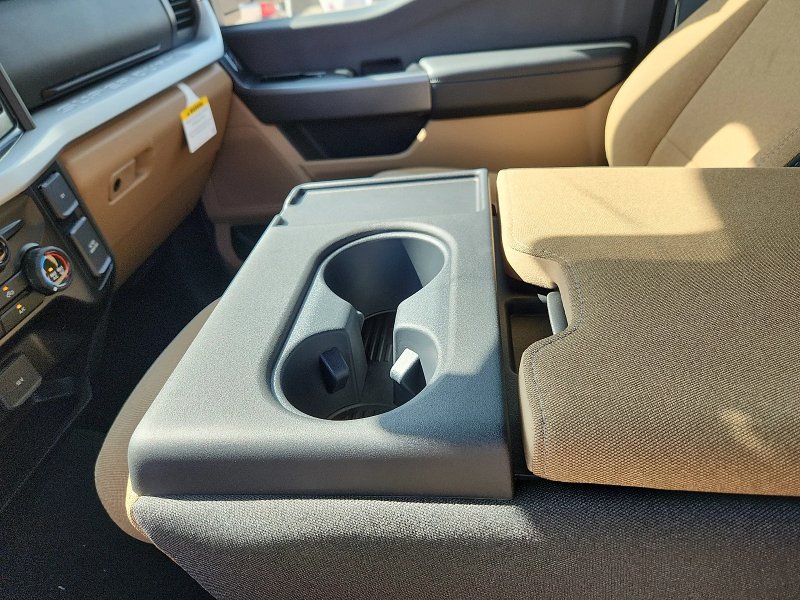 New 2027 Carbonized Gray Metallic Ford XLT image 25