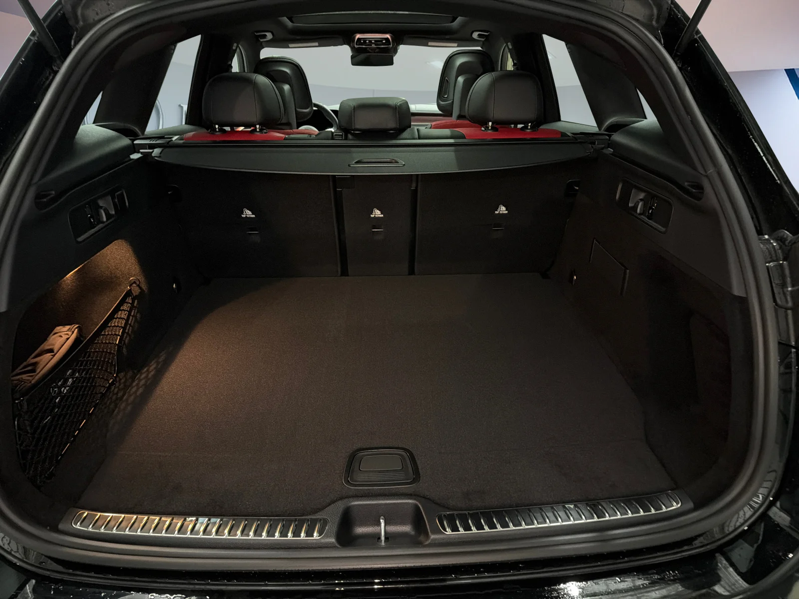 Used 2026 Black Mercedes-Benz GLC 300 4MATIC SUV image 7