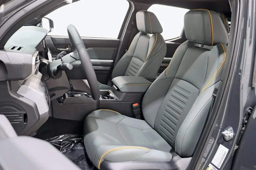 2025 Toyota Tacoma Hybrid Trailhunter