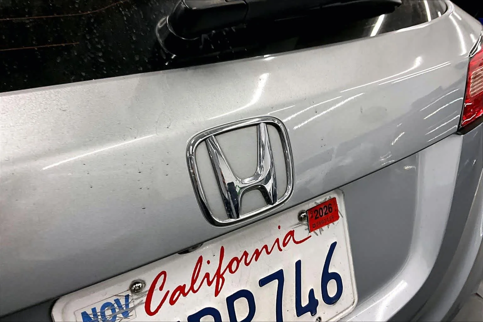 Used 2017 Lunar Silver Metallic Honda LX image 30
