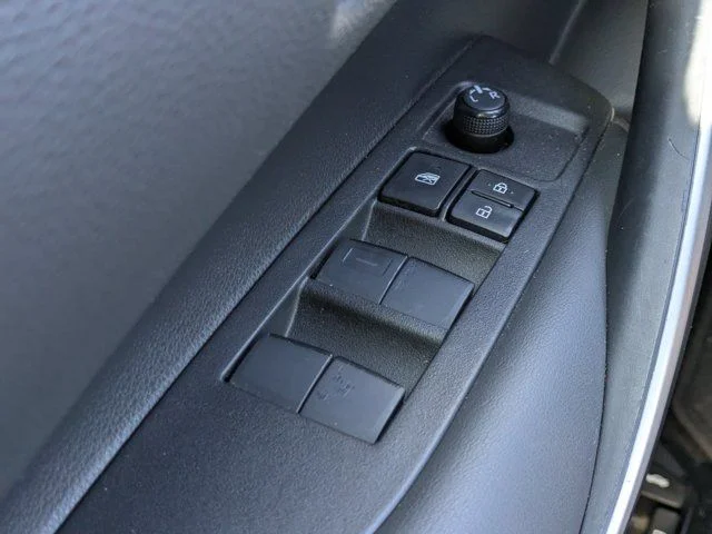 2022 Toyota Corolla SE - Photo 21