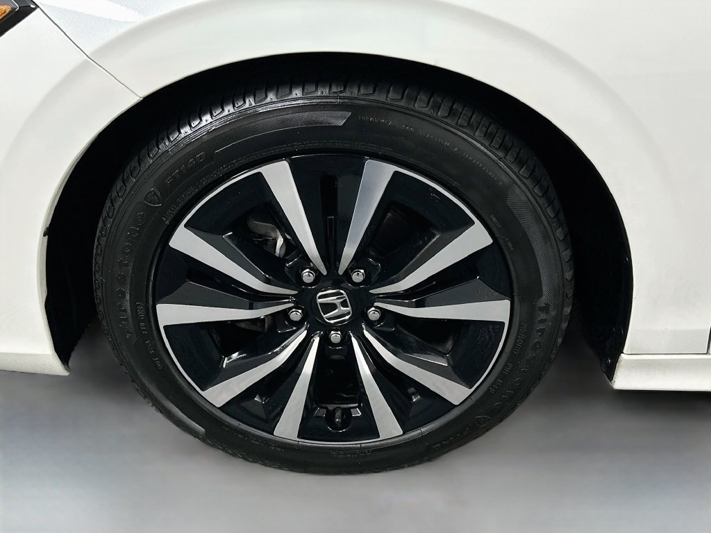 2024 Honda Civic EX - Photo 30