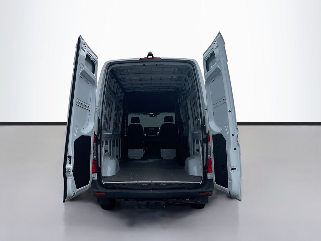 Used 2024 White Mercedes-Benz Cargo 144 WB image 9
