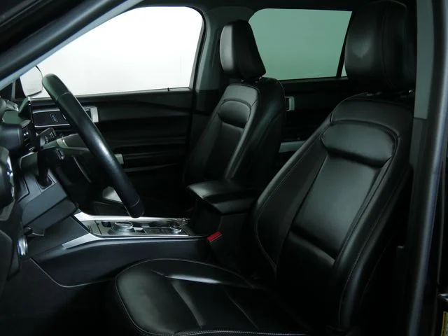 Certified Used 2021 Black Ford XLT image 23