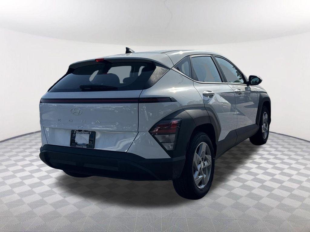 New 2026 White Hyundai SE FWD image 5