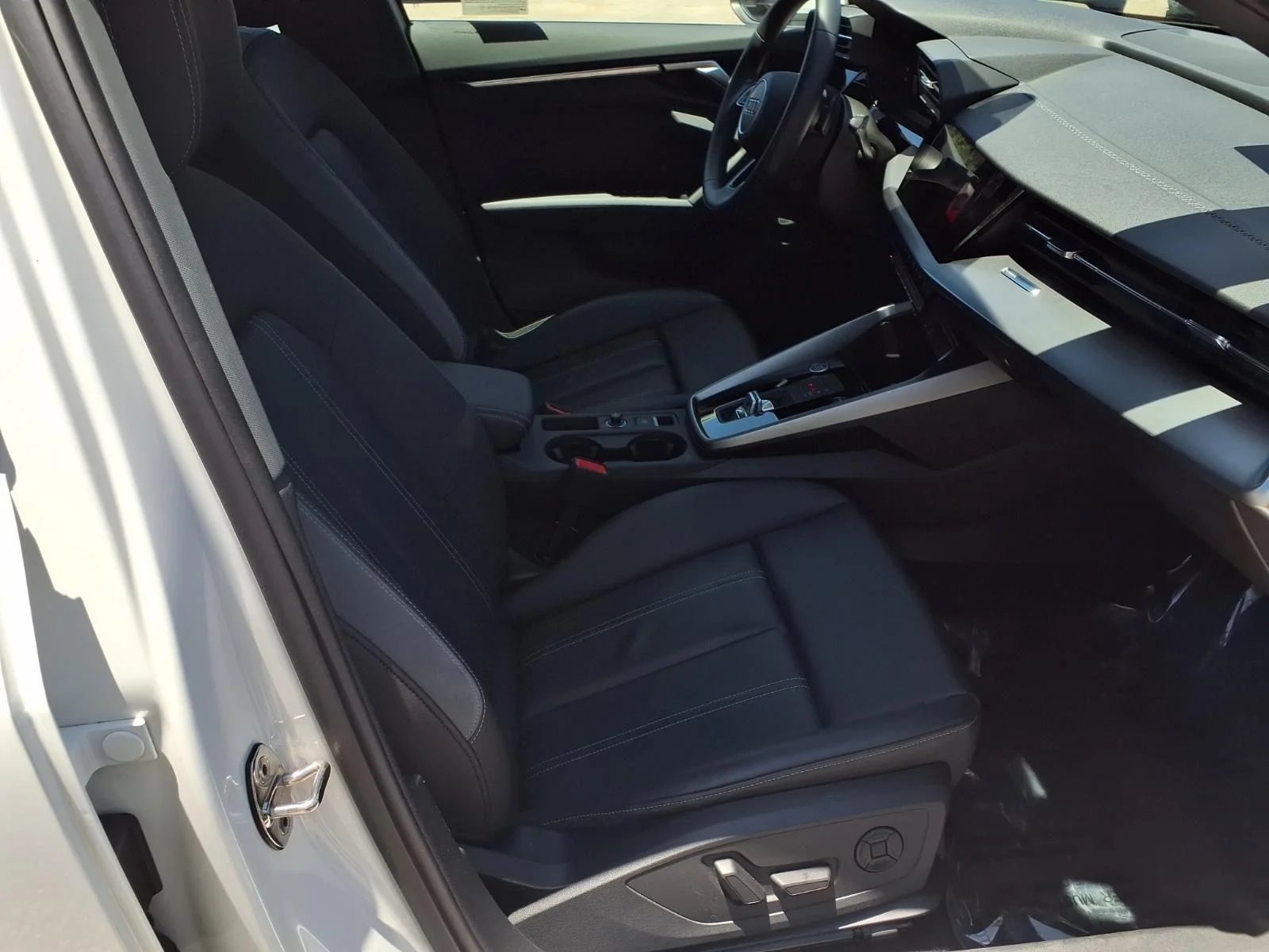 Used 2023 White Audi 40 Premium image 26