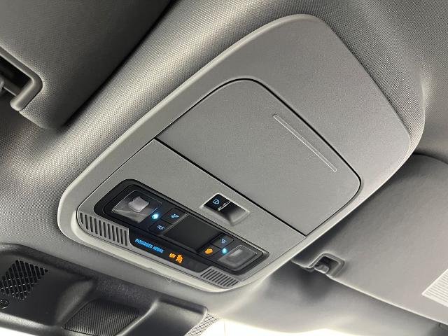 New 2026 Oxford White Ford XLT image 40