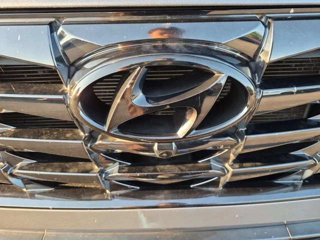 Used 2022 Silver Hyundai Limited image 38