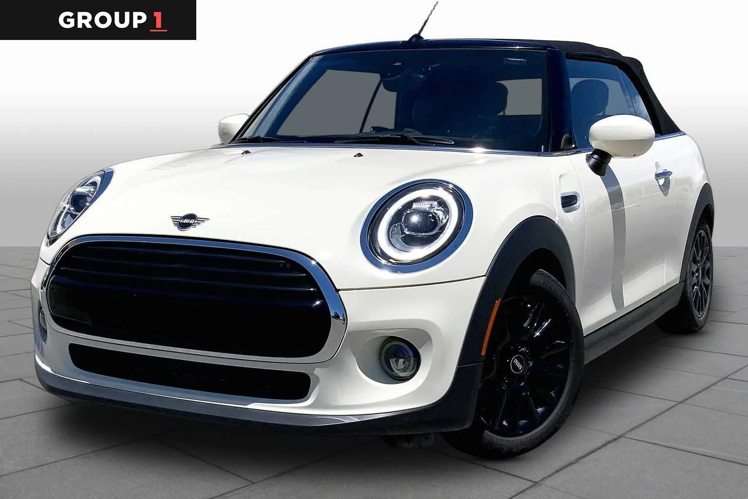 2020 MINI Convertible Cooper's photo