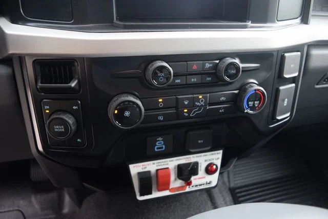 2025 Ford F-550 Super Duty Chassis Cab XL - Photo 9