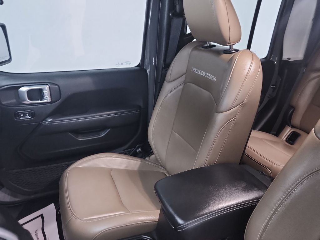Used 2020 Gray Jeep Rubicon image 24