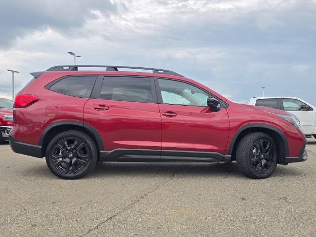 Used 2025 Crimson Red Pearl Subaru Onyx Edition Touring image 31