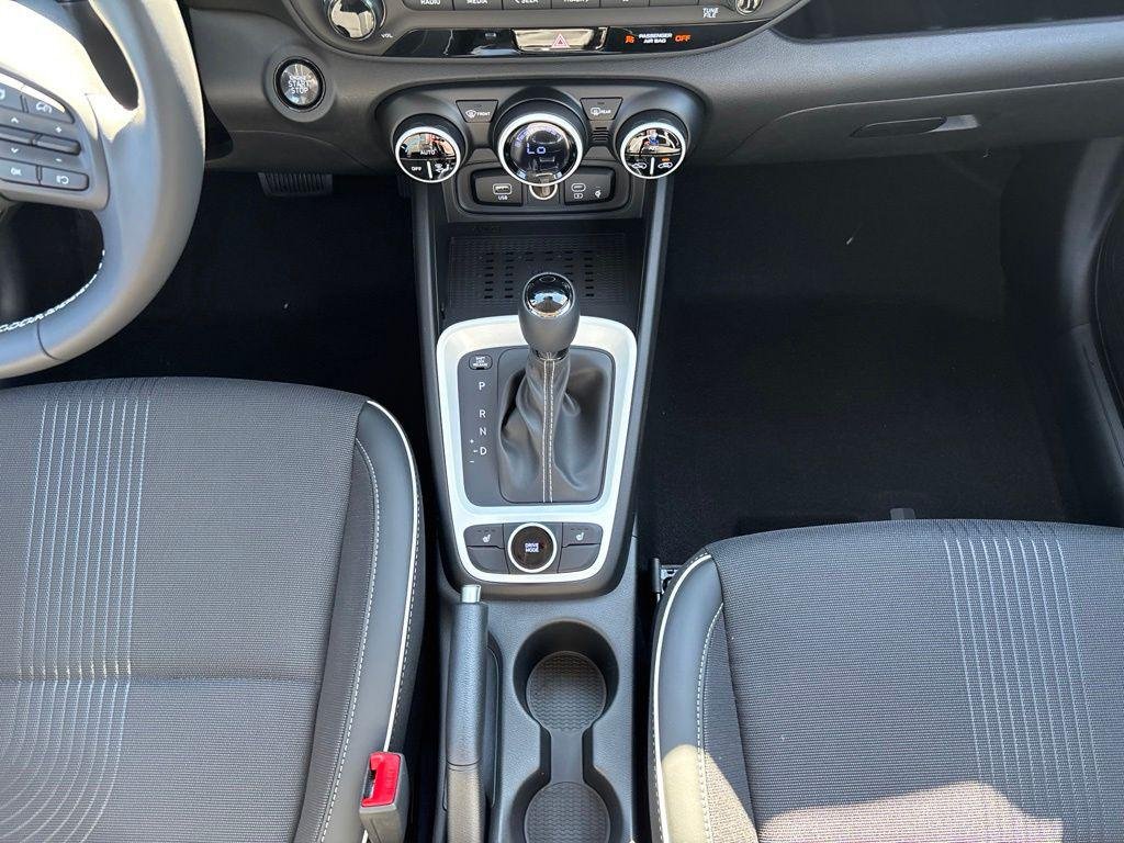 New 2026 White Hyundai SEL w/Two-Tone Roof image 15