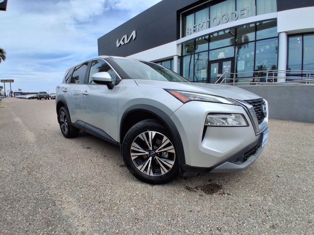 Used 2023 Silver Nissan SV image 1