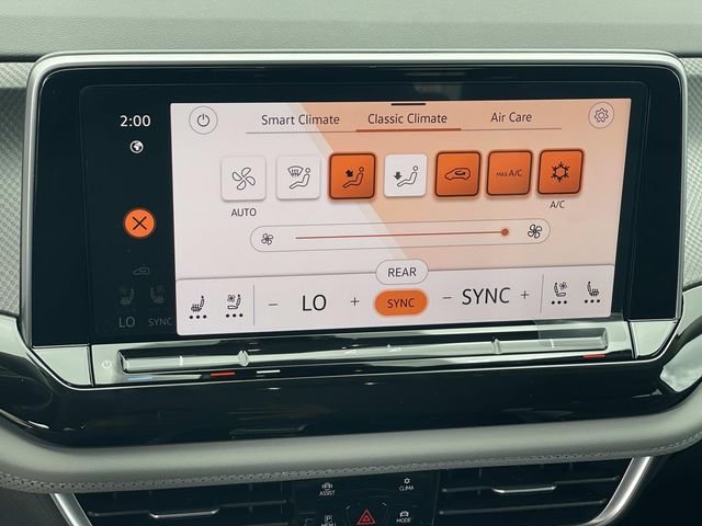 New 2026 White/off-white Volkswagen 2.0T Peak Edition image 12