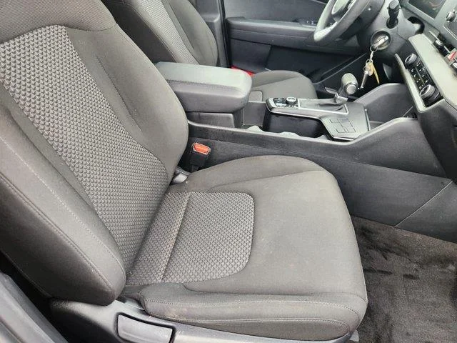 Used 2025 Gravity Gray KIA LX Front-Wheel Drive image 15