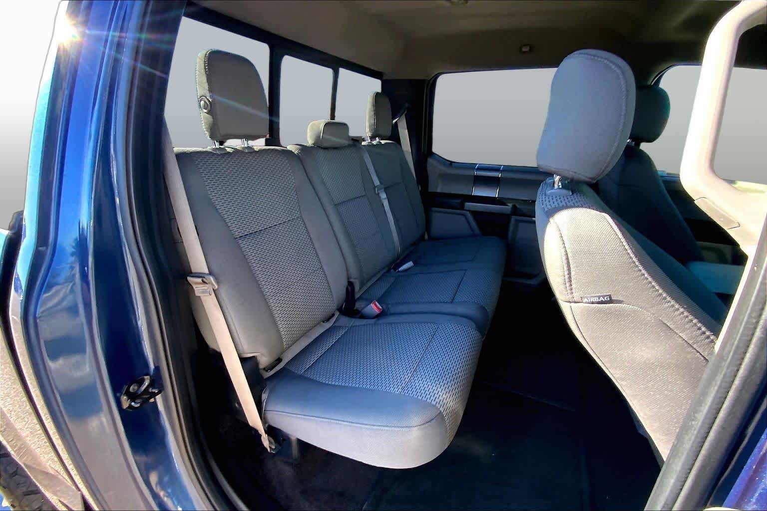 Used 2016 Blue Jeans Metallic Ford XLT image 19