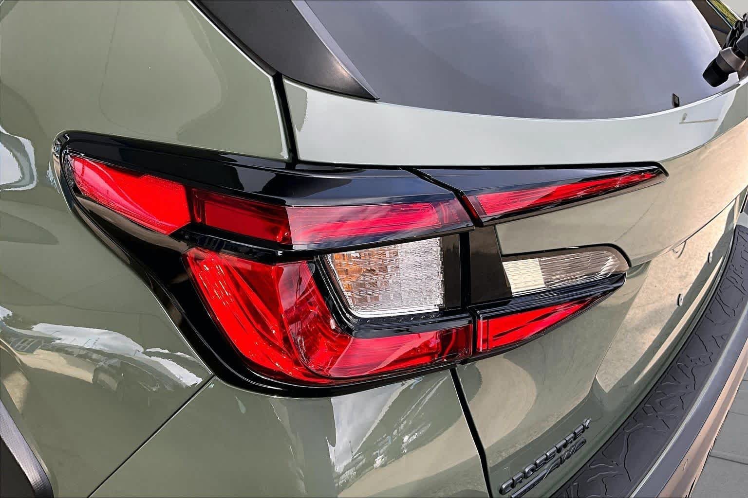 Used 2024 Alpine Green Subaru Wilderness image 29
