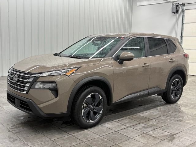 Used 2025 Beige/tan Nissan SV image 5