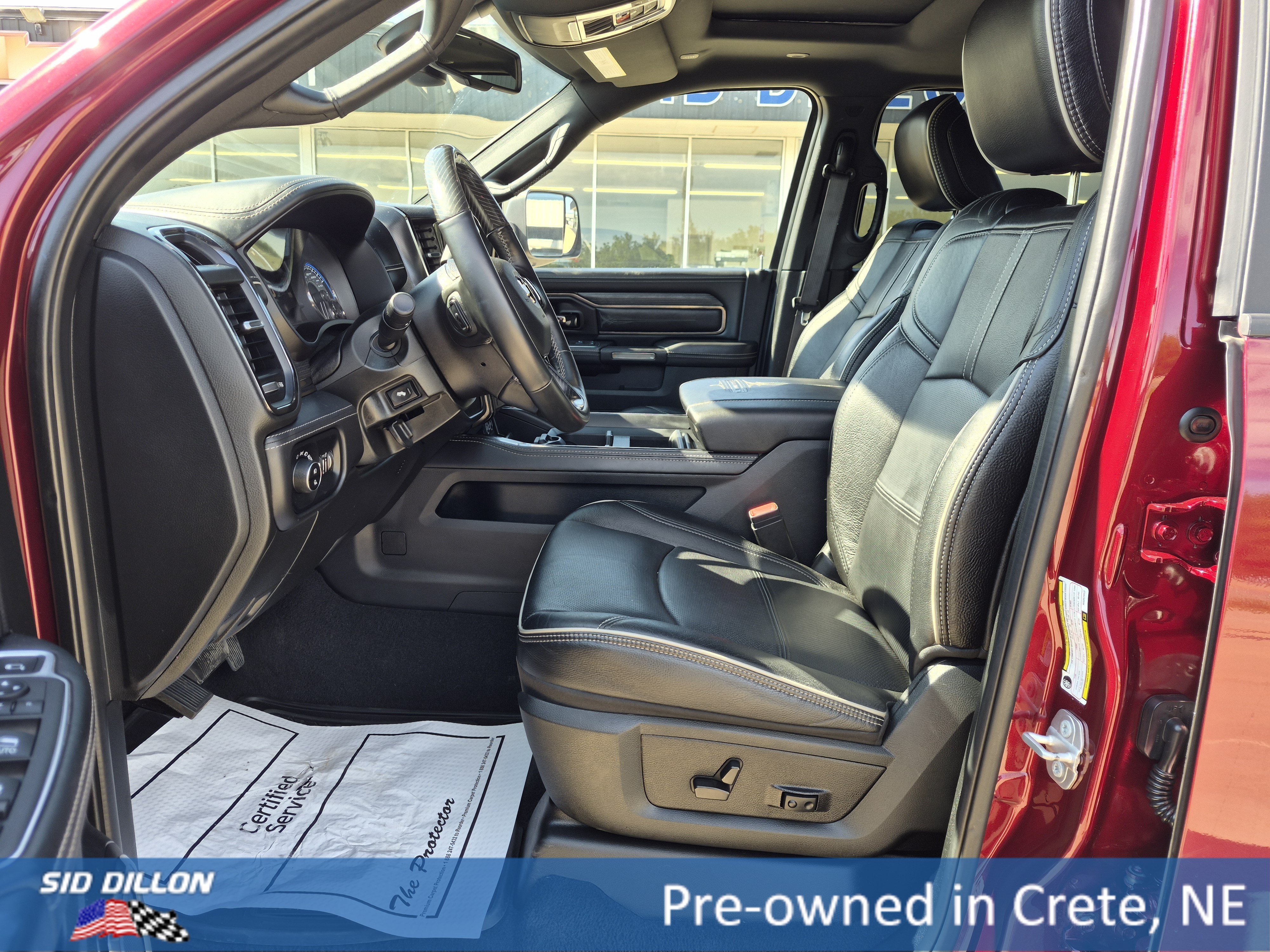Used 2022 Delmonico Red Pearlcoat Ram Limited image 3