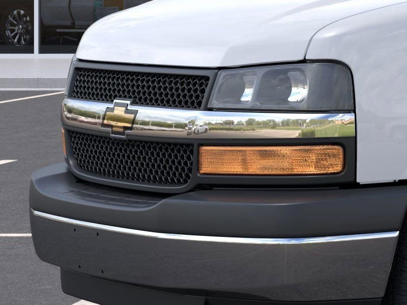 2025 Chevrolet Express Cargo Work Van - Photo 13