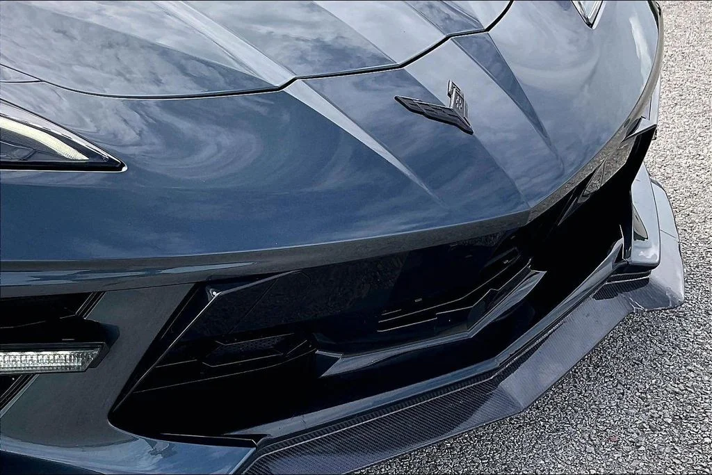 Used 2020 Gray Chevrolet Stingray image 26