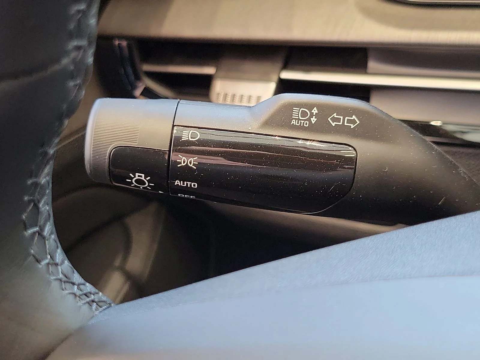 New 2026 Ebony Black Kia X-Line image 17