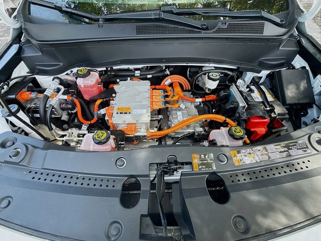 Used 2022 White Chevrolet LT image 28