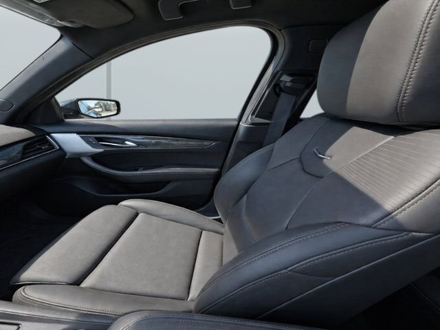 Used 2023 Black Cadillac Sport image 11