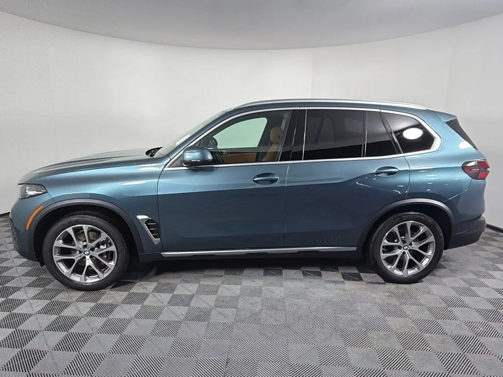 Certified Used 2024 Blue Ridge Mountain Metallic BMW xDrive40i image 8