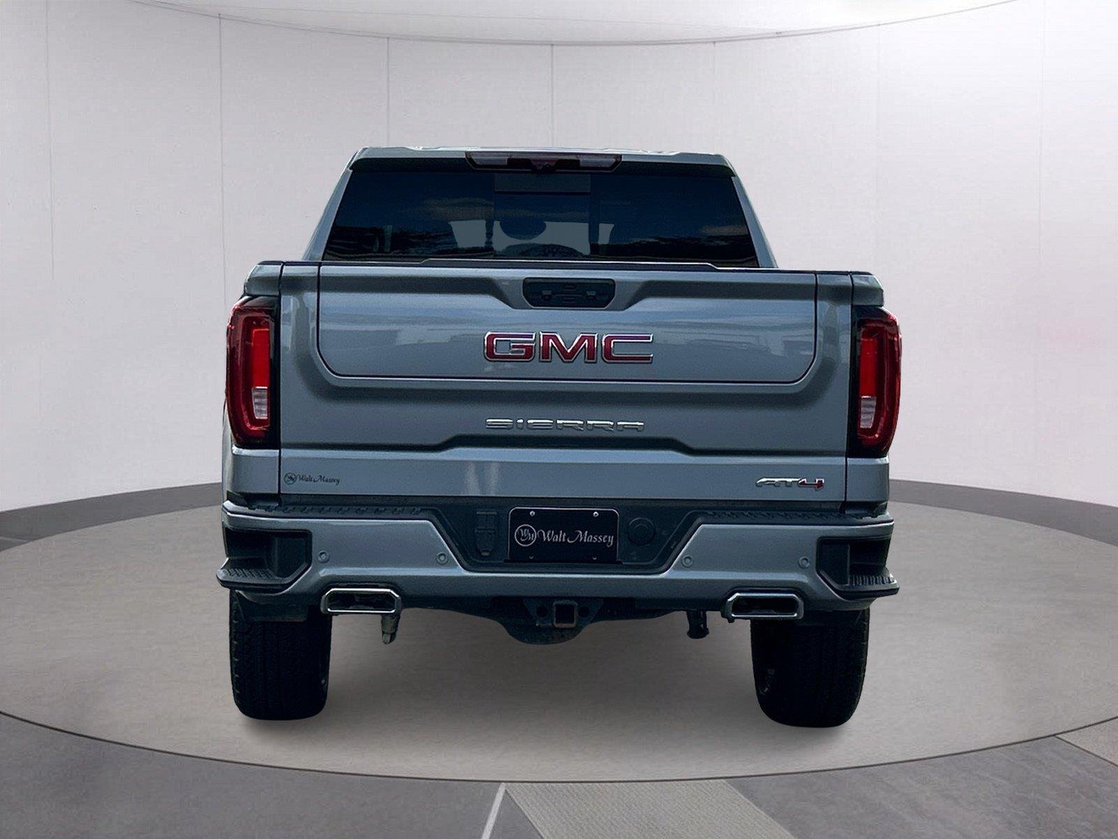 Certified Used 2025 Sterling Metallic GMC AT4 image 4