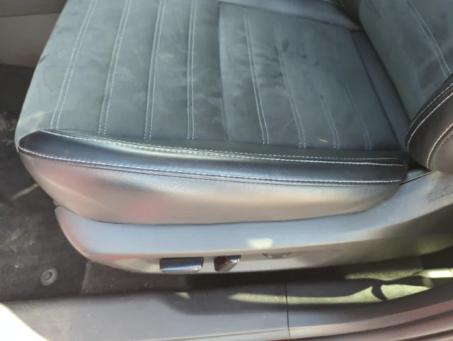 Used 2024  Mitsubishi SE image 35