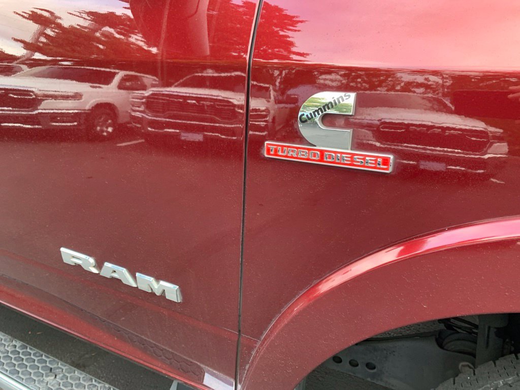 Used 2022 Delmonico Red Pearlcoat Ram Laramie image 7