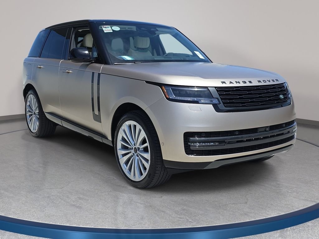 New 2026 Sunset Gold Satin Land Rover SE image 3
