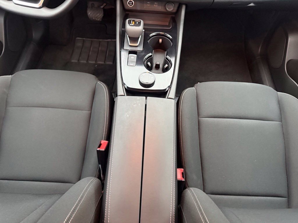 Used 2023 Blue Nissan S image 31