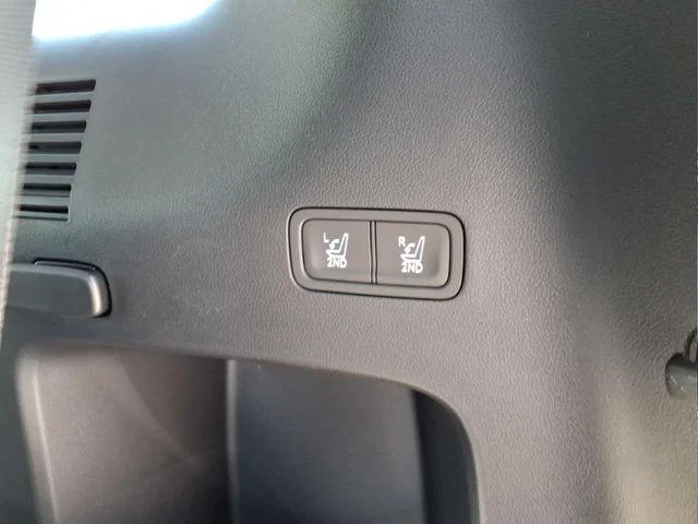 New 2026 Gray Hyundai SE image 12
