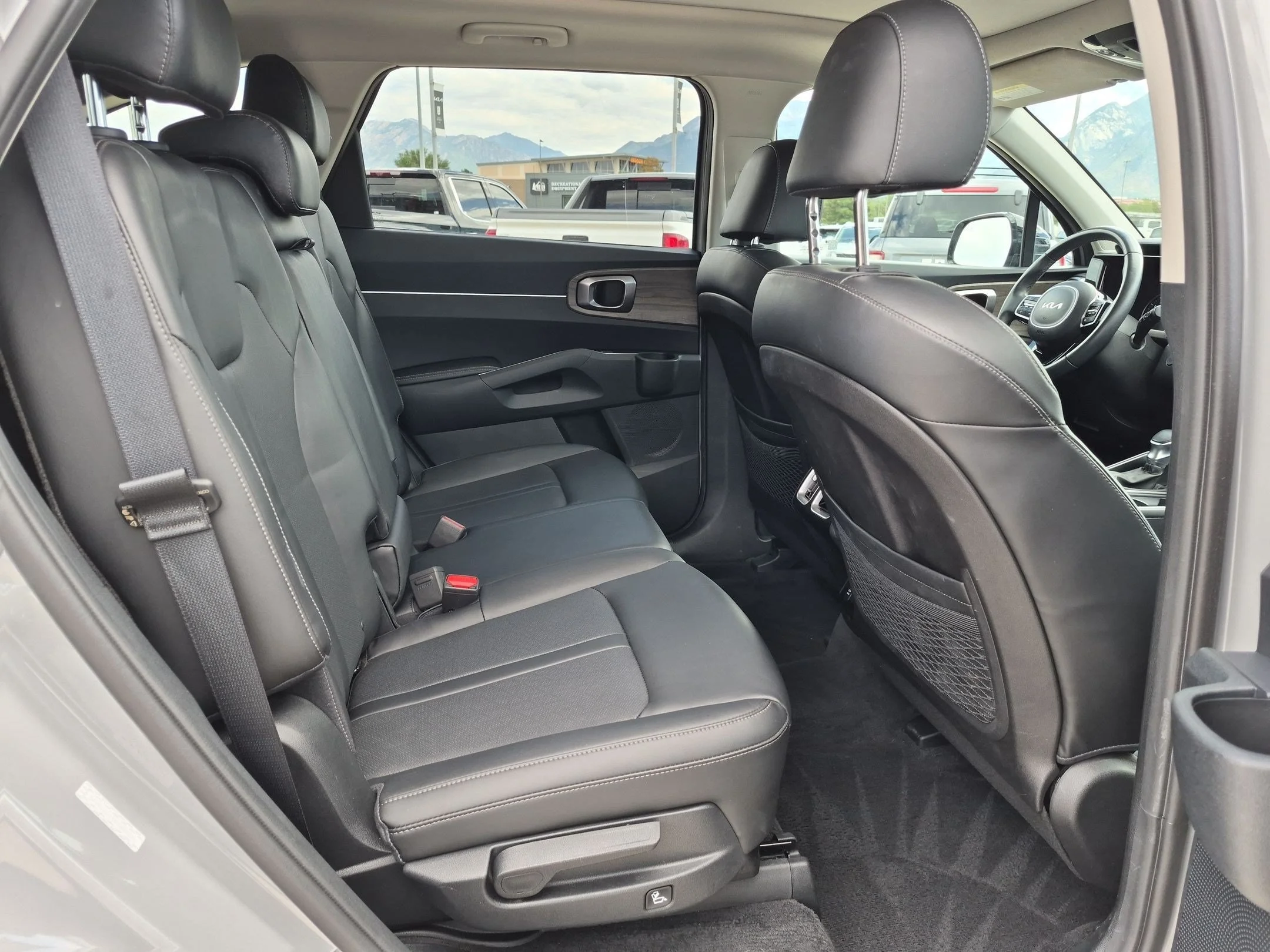 Used 2023 Wolf Gray Kia X-Line S image 29