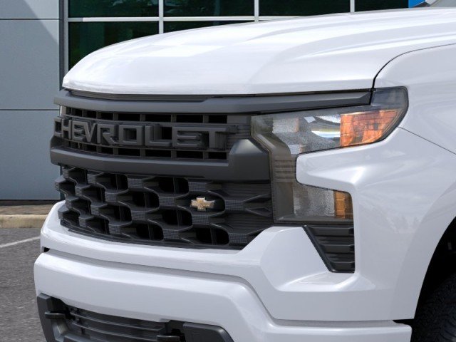 New 2026 Summit White Chevrolet Custom image 13
