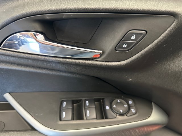 Used 2024 Red Chevrolet 1RS image 19